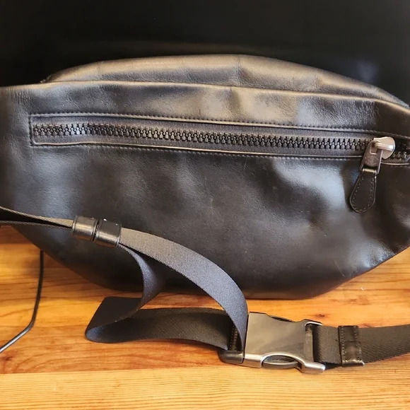 Coach Black Leather Belt Bag/Fanny Pack for Men/Women - Picture 6 of 16